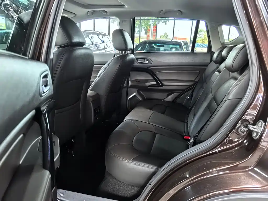 GAC Motor Trumpchi GS4 — фото 10