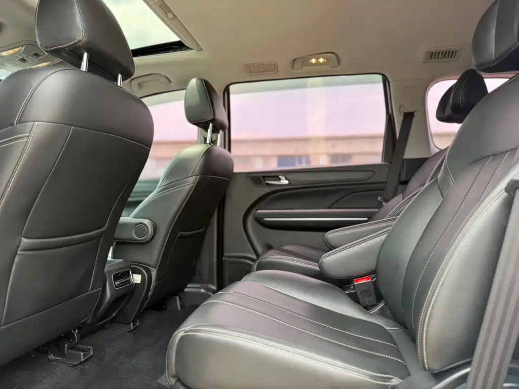 GAC Motor Trumpchi M6 — фото 8