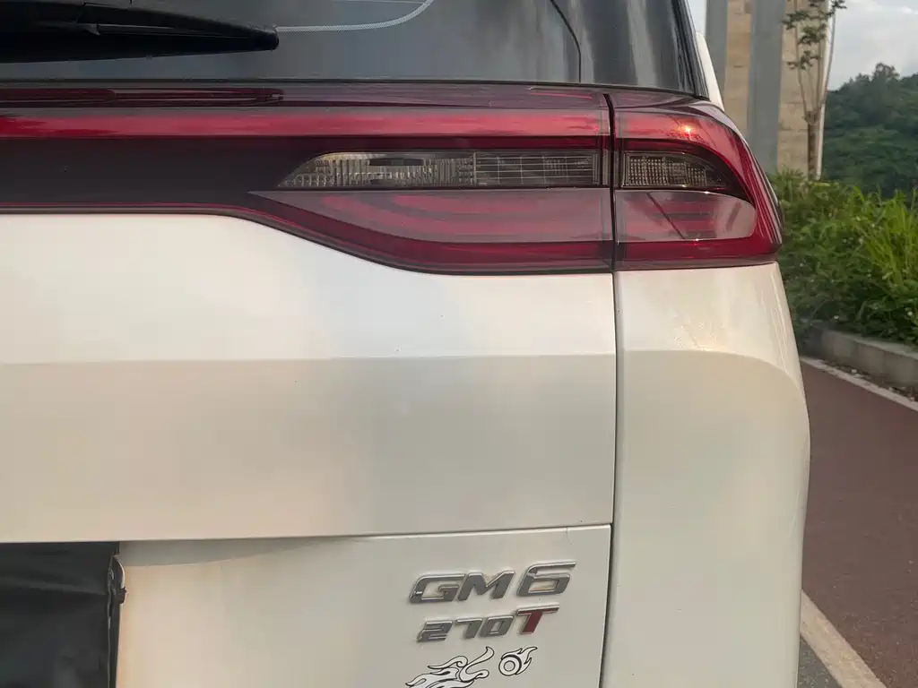 GAC Motor Trumpchi M6 — фото 19