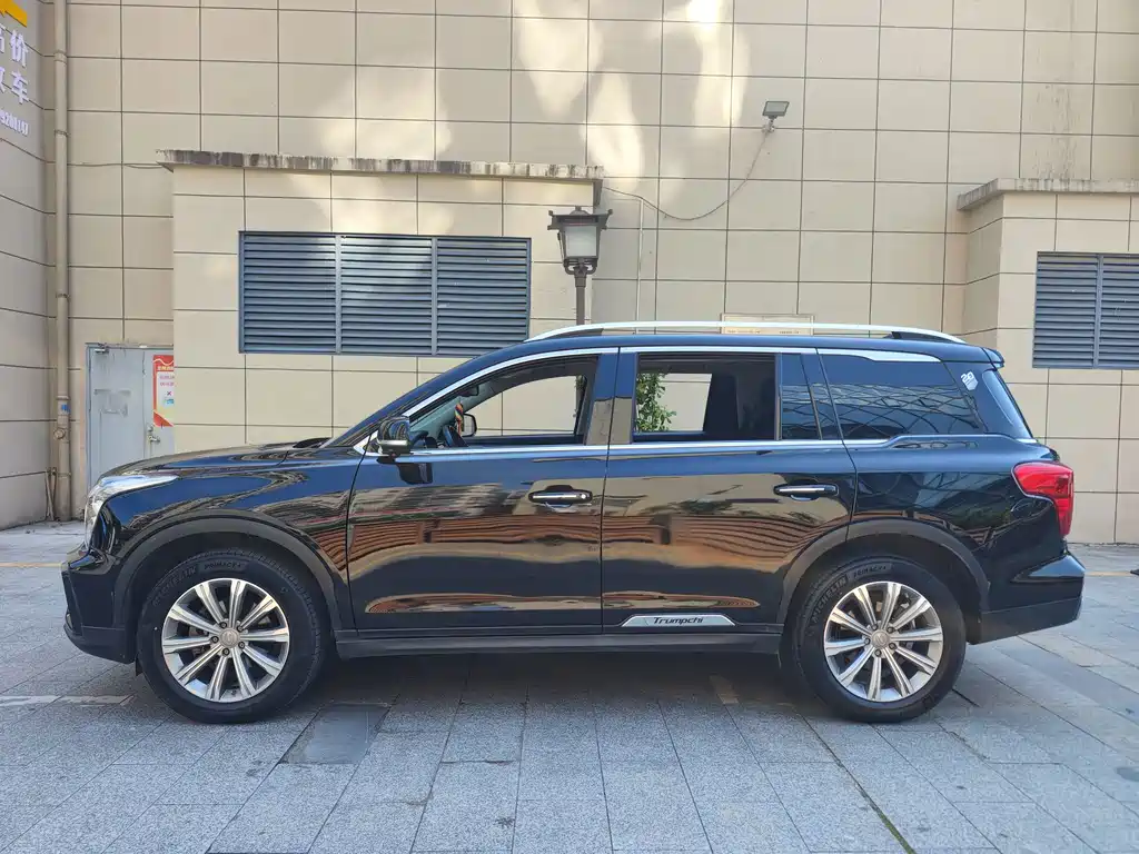 GAC Motor Trumpchi GS8 — фото 6