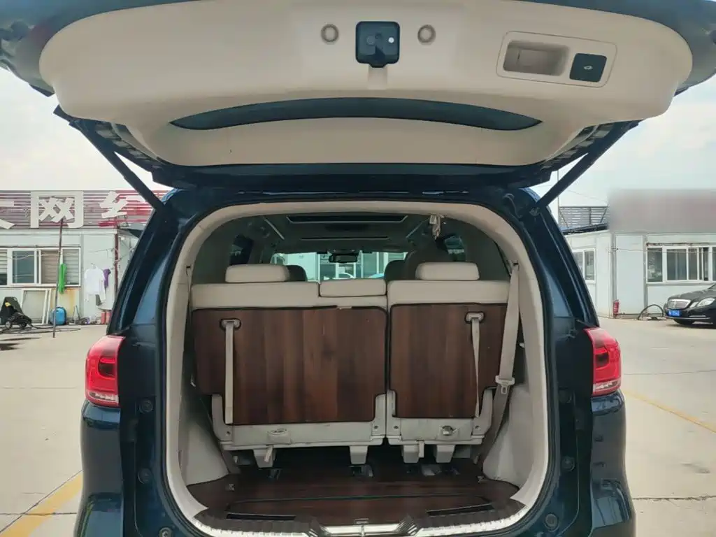 GAC Motor Trumpchi M8 — фото 15