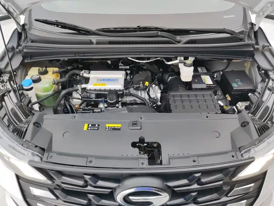 GAC Motor Trumpchi M6 — фото 10