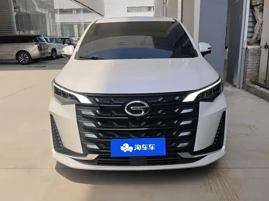 GAC Motor Trumpchi M6 — фото 2