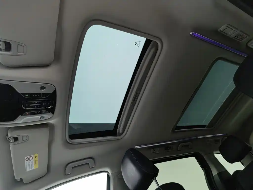 GAC Motor Trumpchi M8 — фото 14