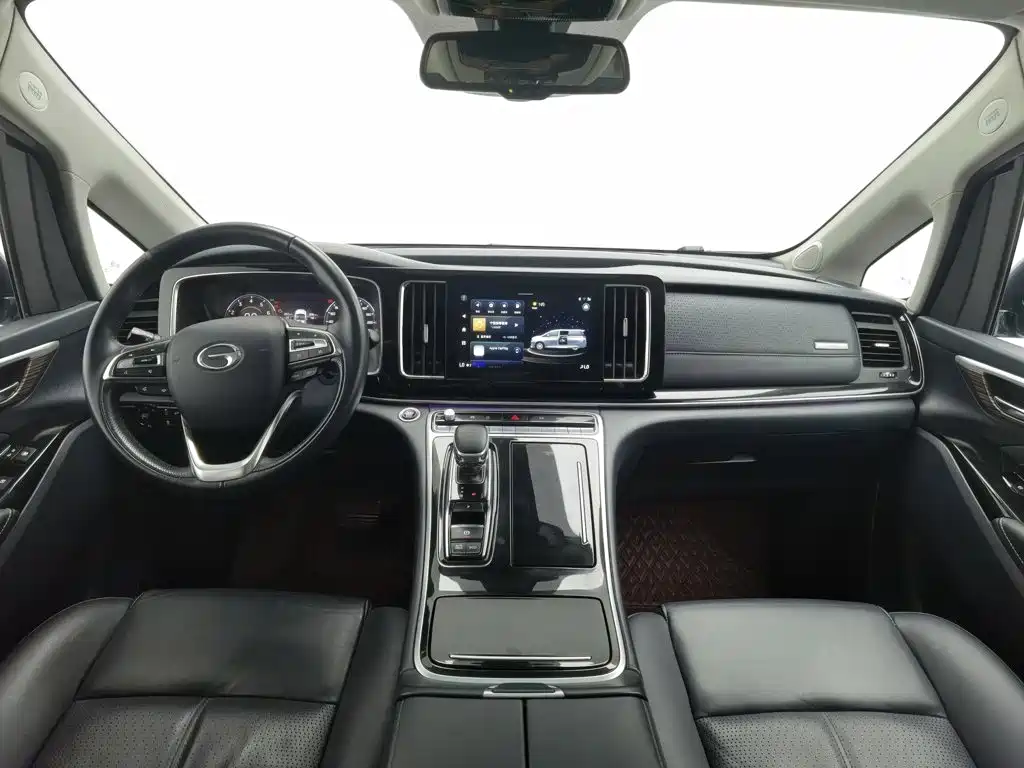 GAC Motor Trumpchi M8 — фото 5