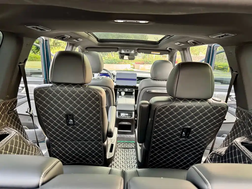 GAC Motor Trumpchi GS8 — фото 11