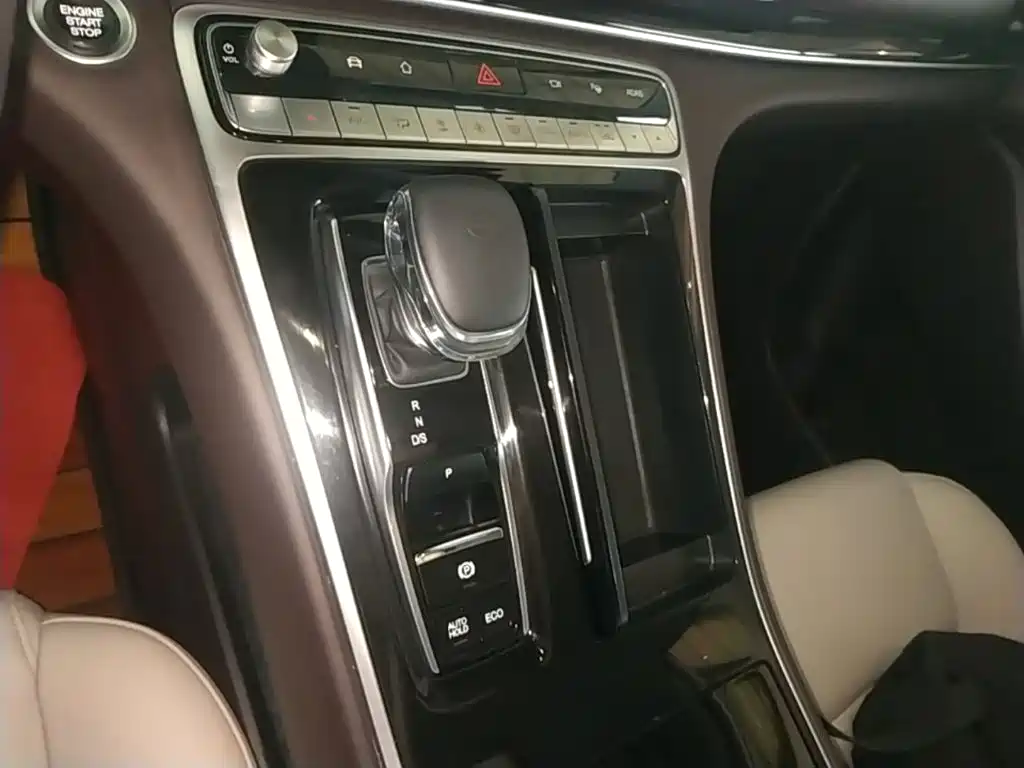 GAC Motor Trumpchi M8 — фото 14