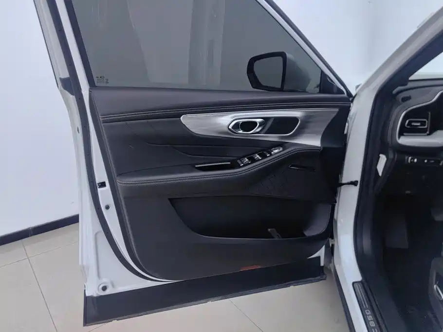 GAC Motor Trumpchi GS8 — фото 7