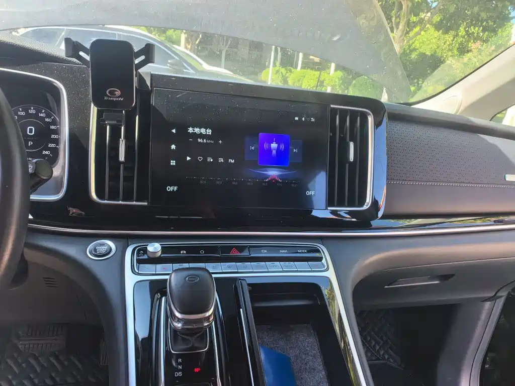 GAC Motor Trumpchi M8 — фото 14