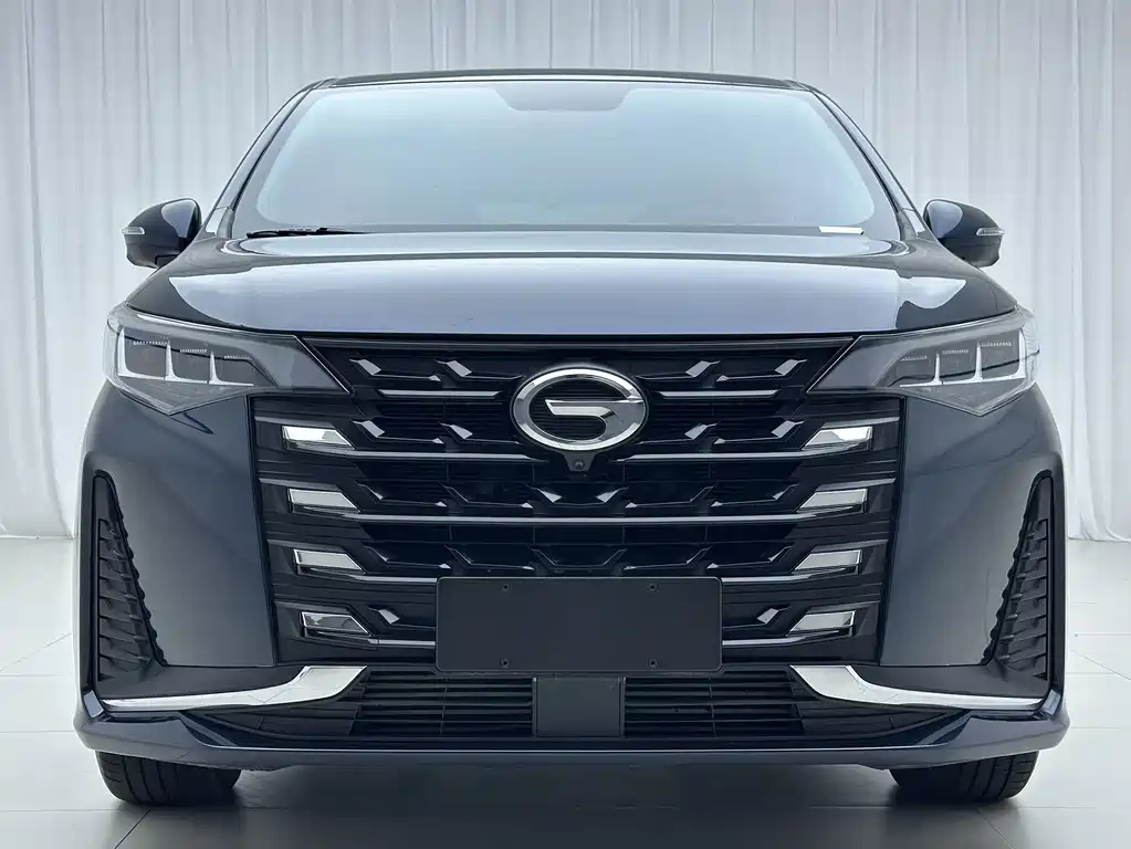 GAC Motor Trumpchi M6 — фото 2