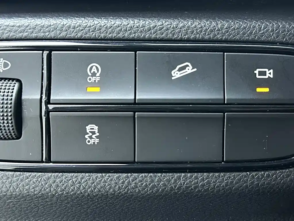 GAC Motor Trumpchi M6 — фото 18