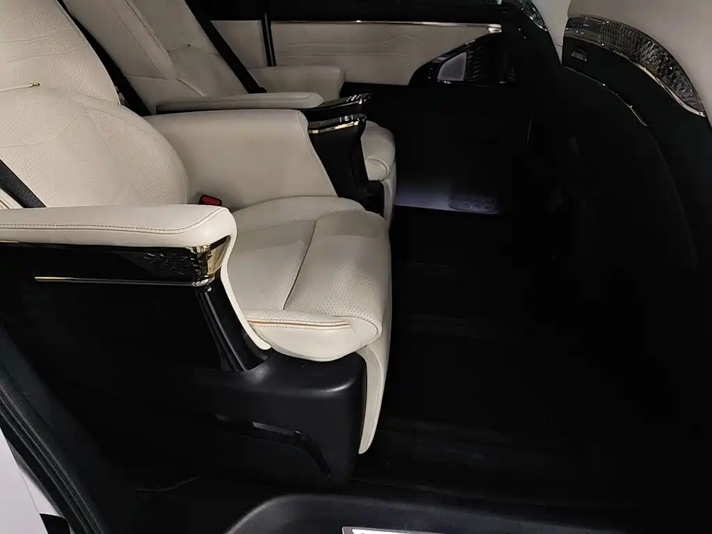 GAC Motor Trumpchi M8 — фото 11