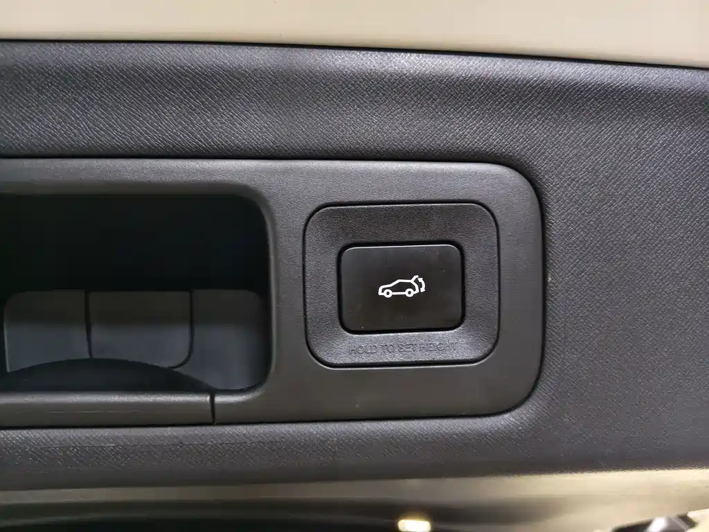 GAC Motor Trumpchi M8 — фото 13