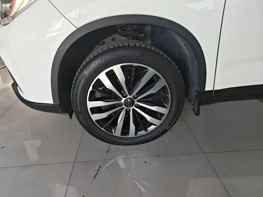 GAC Motor Trumpchi GS4 — фото 25