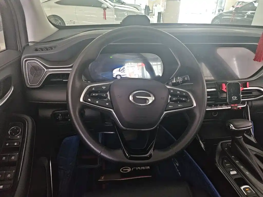 GAC Motor Trumpchi GS4 — фото 11
