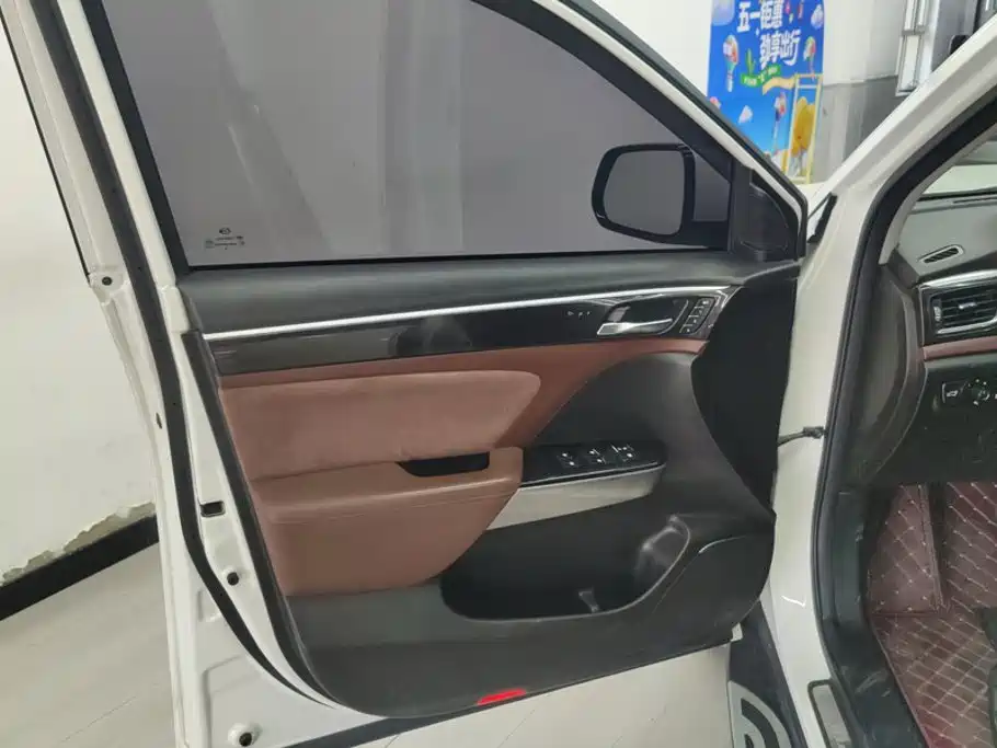 GAC Motor Trumpchi GS8 — фото 7