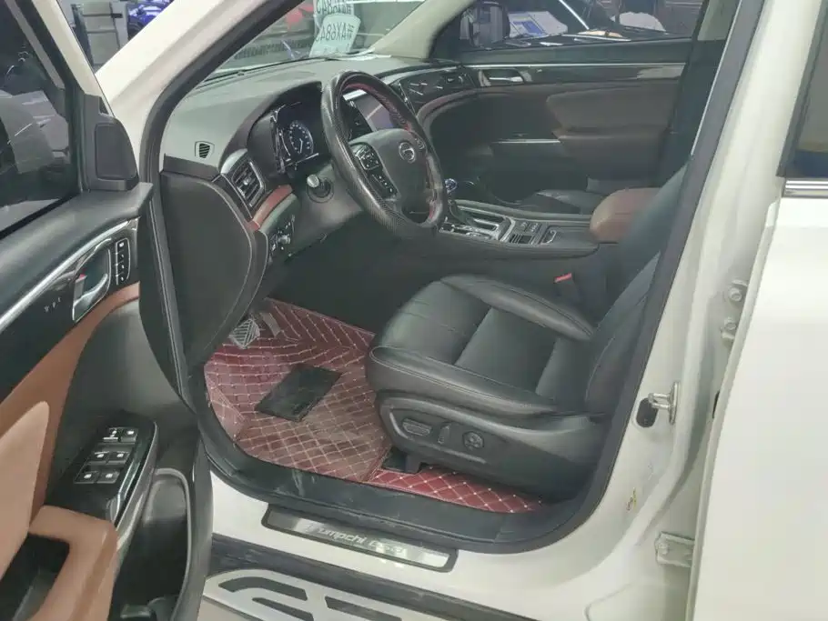 GAC Motor Trumpchi GS8 — фото 9