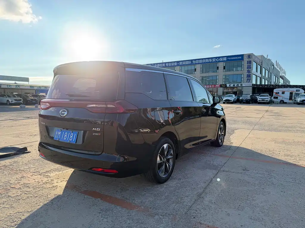 GAC Motor Trumpchi M6 — фото 3