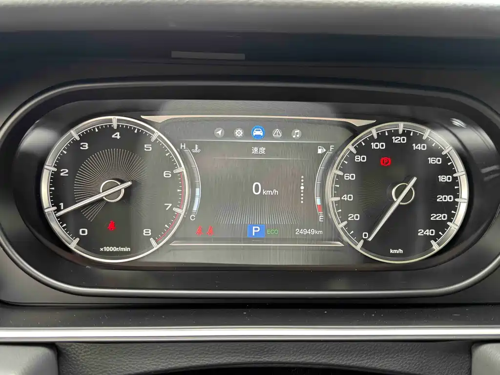 GAC Motor Trumpchi M6 — фото 26