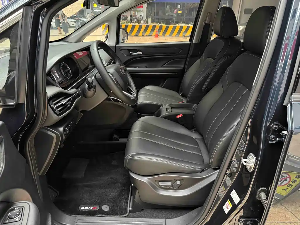 GAC Motor Trumpchi M6 — фото 7