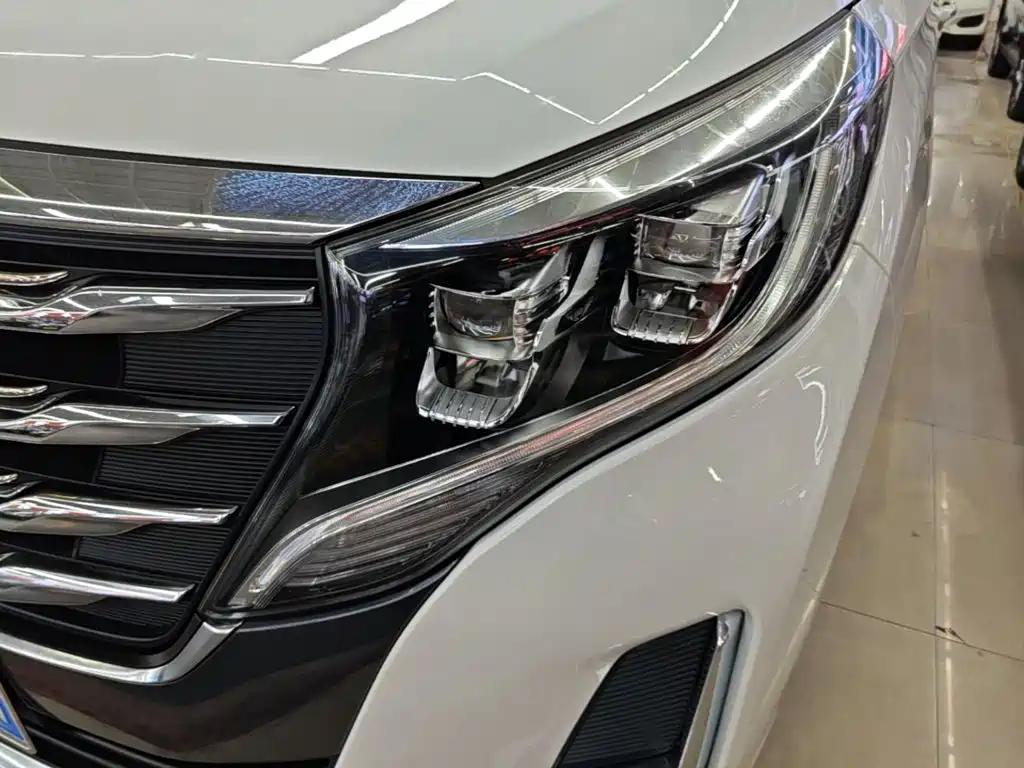GAC Motor Trumpchi M8 — фото 24