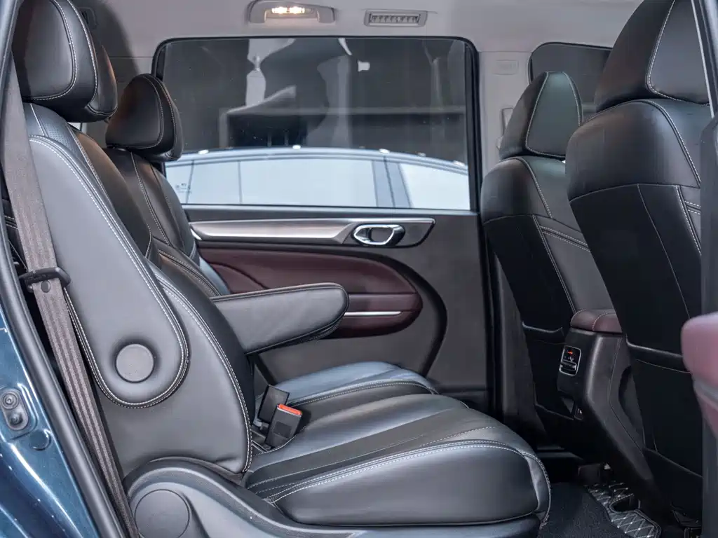 GAC Motor Trumpchi M6 — фото 14