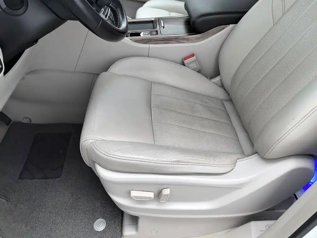 GAC Motor Trumpchi M8 — фото 20