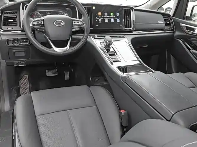 GAC Motor Trumpchi M8 — фото 4
