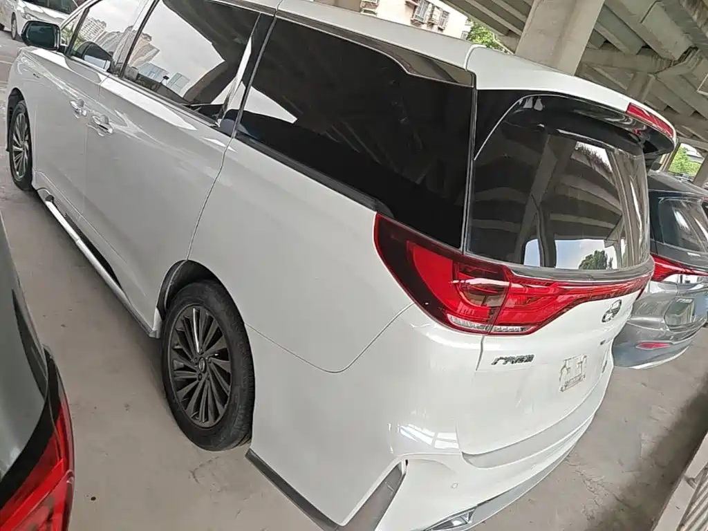 GAC Motor Trumpchi M8 — фото 5