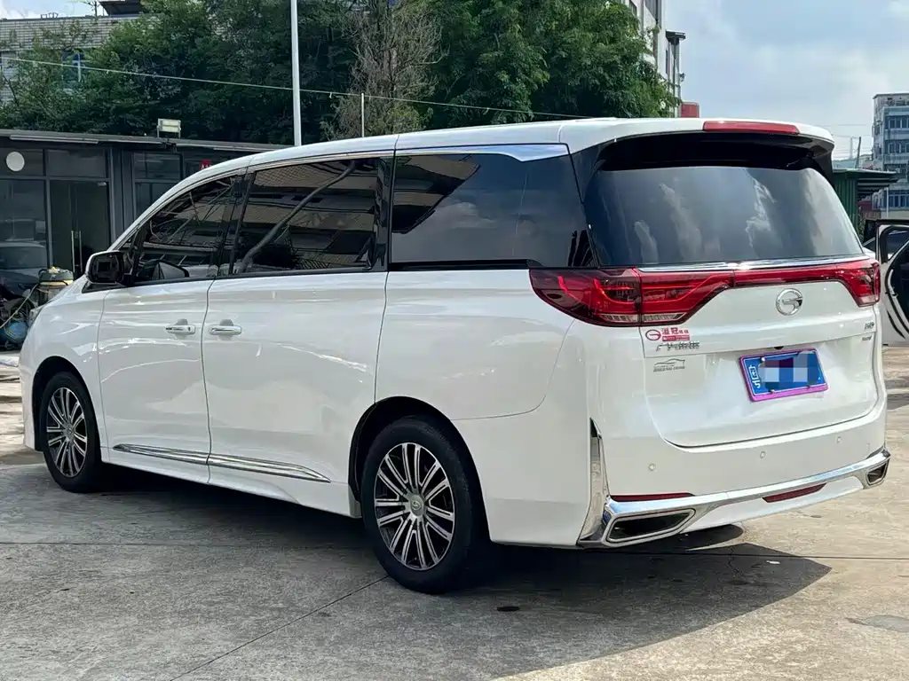 GAC Motor Trumpchi M8 — фото 15