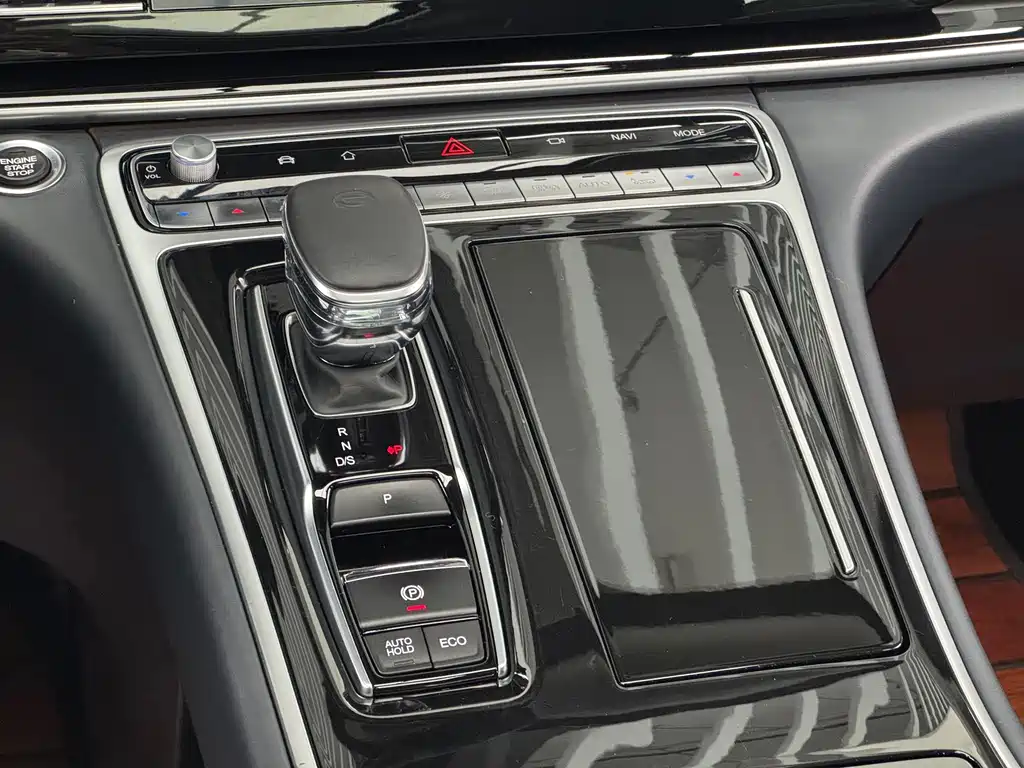 GAC Motor Trumpchi M8 — фото 19