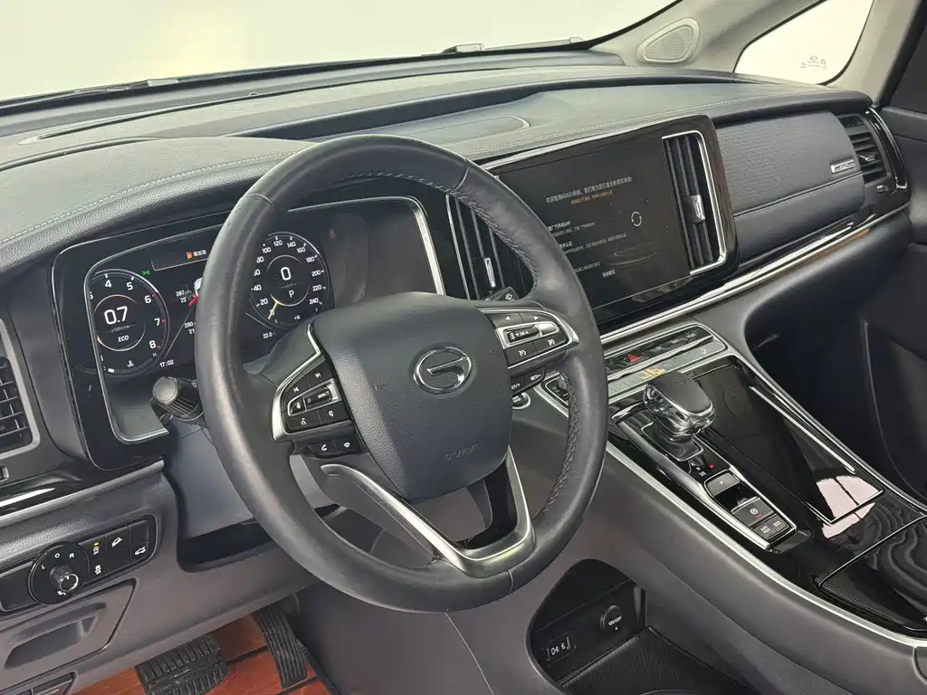 GAC Motor Trumpchi M8 — фото 8
