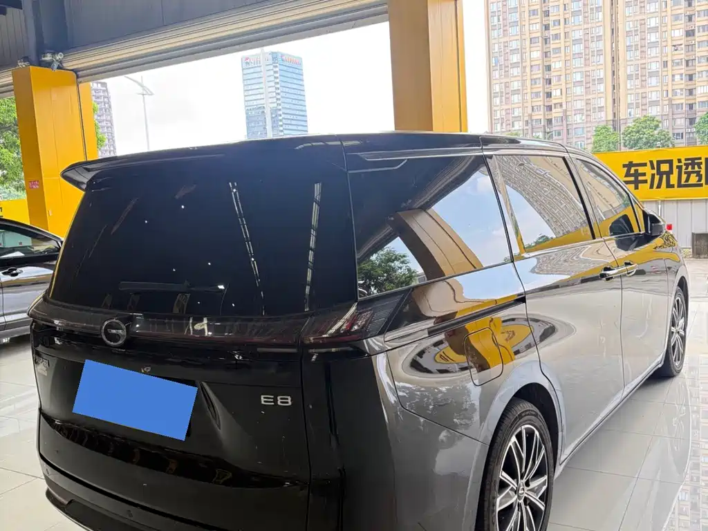GAC Motor Trumpchi E8 — фото 10