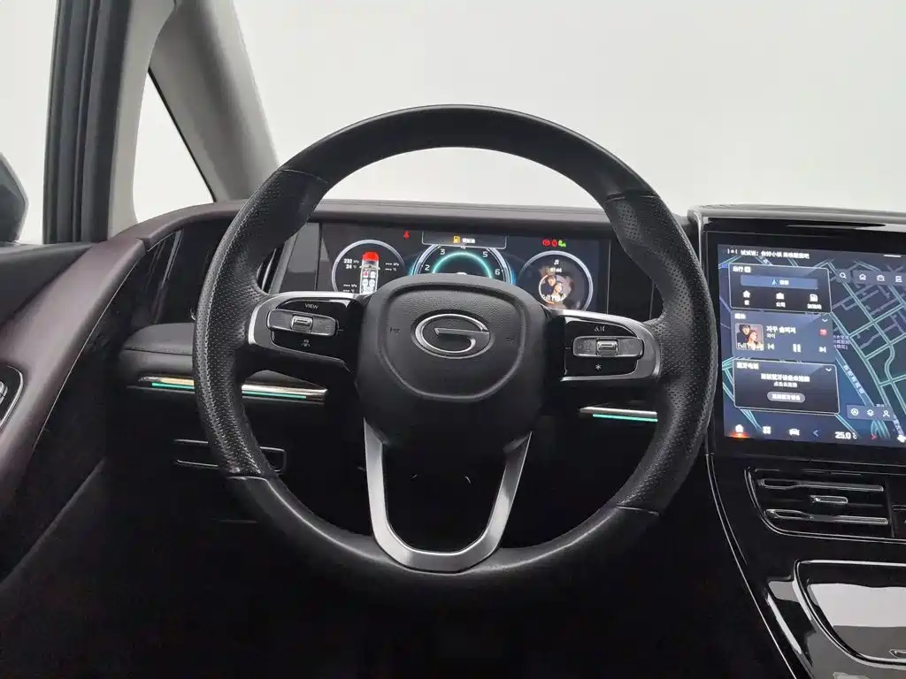 GAC Motor Trumpchi M8 — фото 11