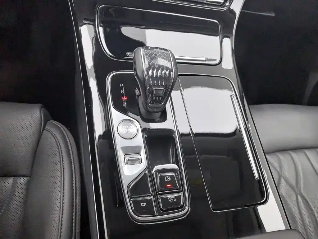 GAC Motor Trumpchi M8 — фото 13