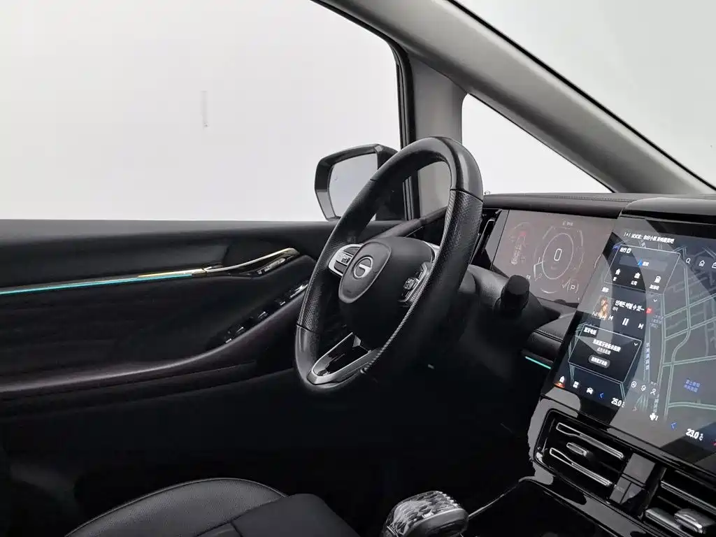 GAC Motor Trumpchi M8 — фото 22