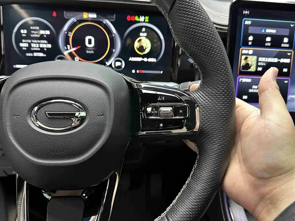 GAC Motor Trumpchi GS8 — фото 21