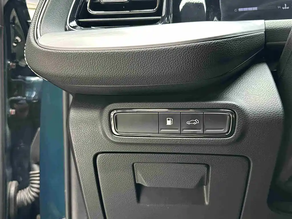 GAC Motor Trumpchi GS8 — фото 22