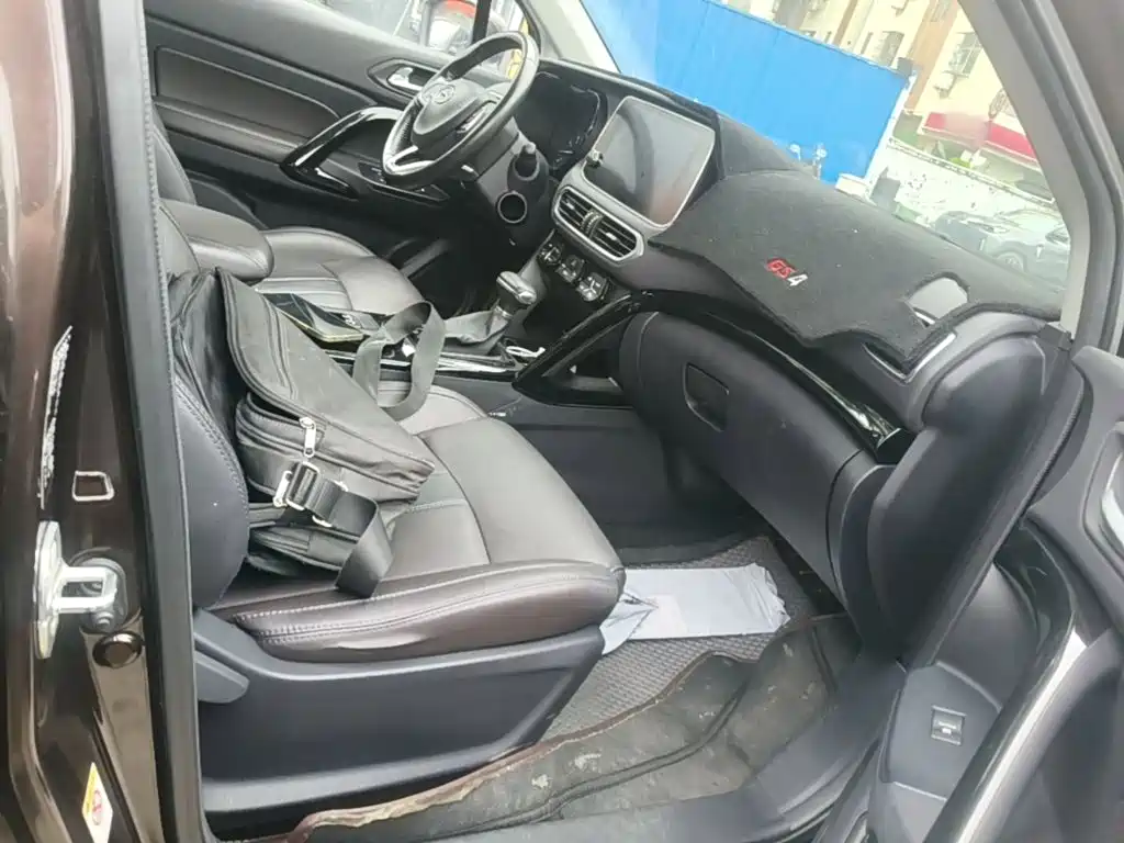 GAC Motor Trumpchi GS4 — фото 25