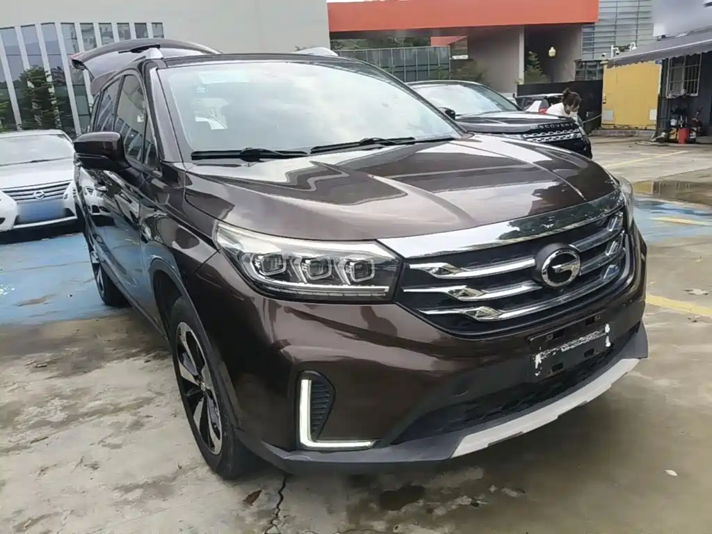 GAC Motor Trumpchi GS4 — фото 4