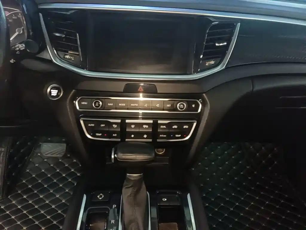 GAC Motor Trumpchi GS7 — фото 13