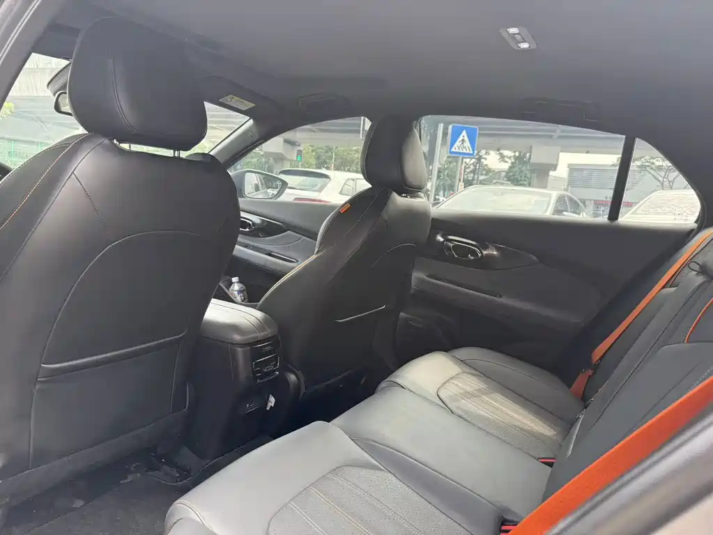 GAC Motor Shadow Leopard — фото 13