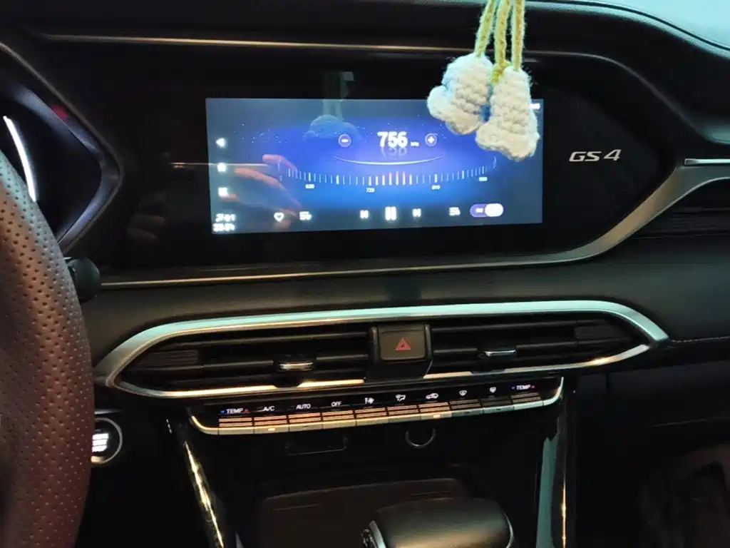 GAC Motor Trumpchi GS4 — фото 9