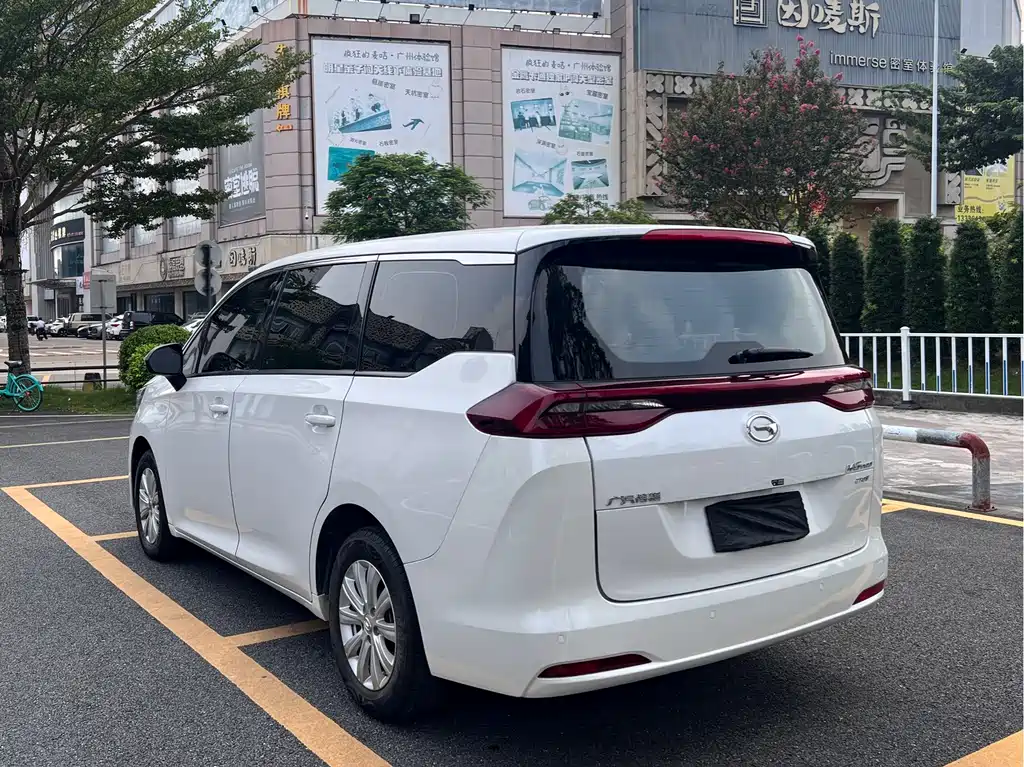GAC Motor Trumpchi M6 — фото 4