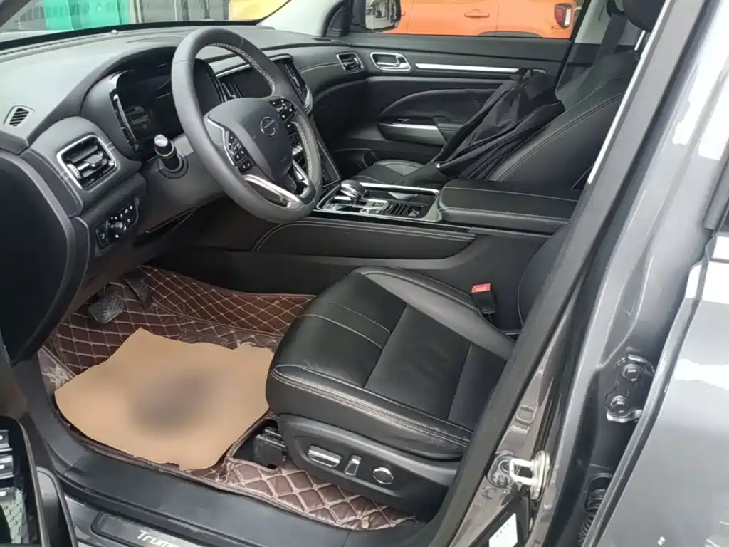 GAC Motor Trumpchi GS8 — фото 15