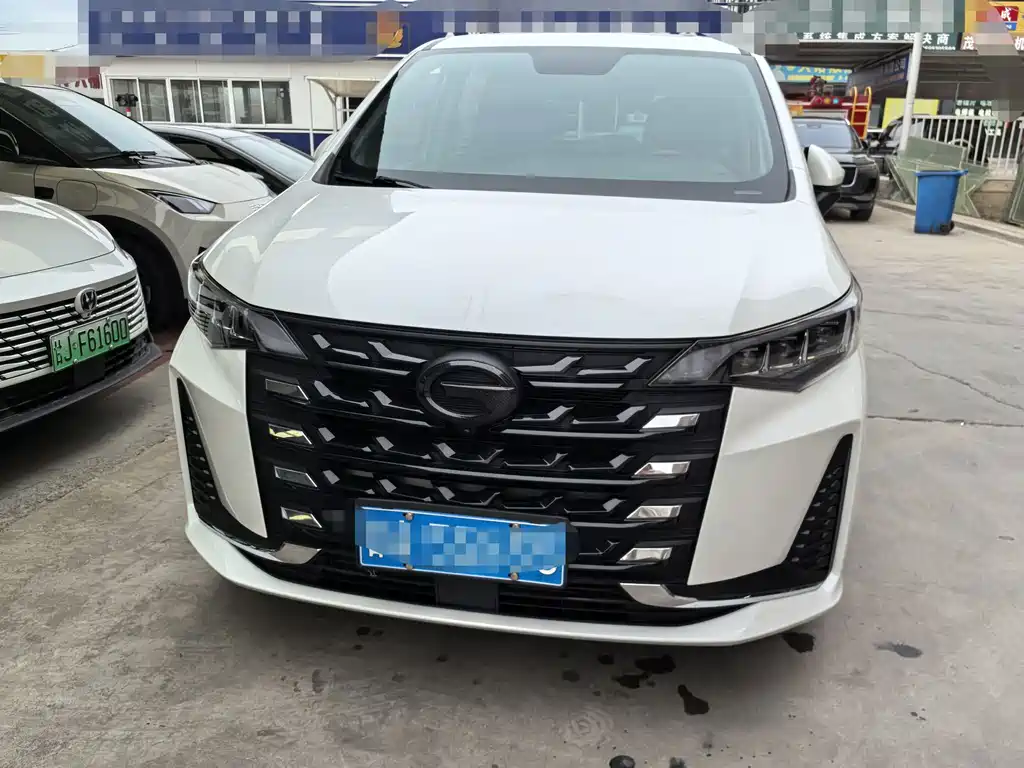 GAC Motor Trumpchi M6 — фото 2