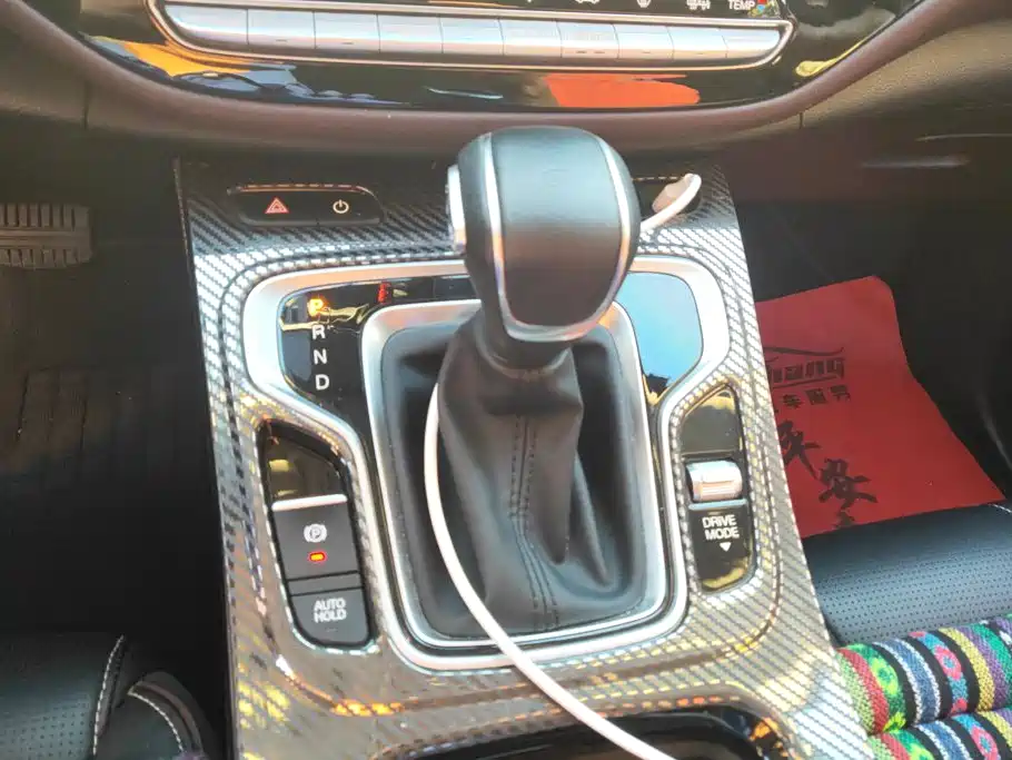 GAC Motor Trumpchi M6 — фото 16