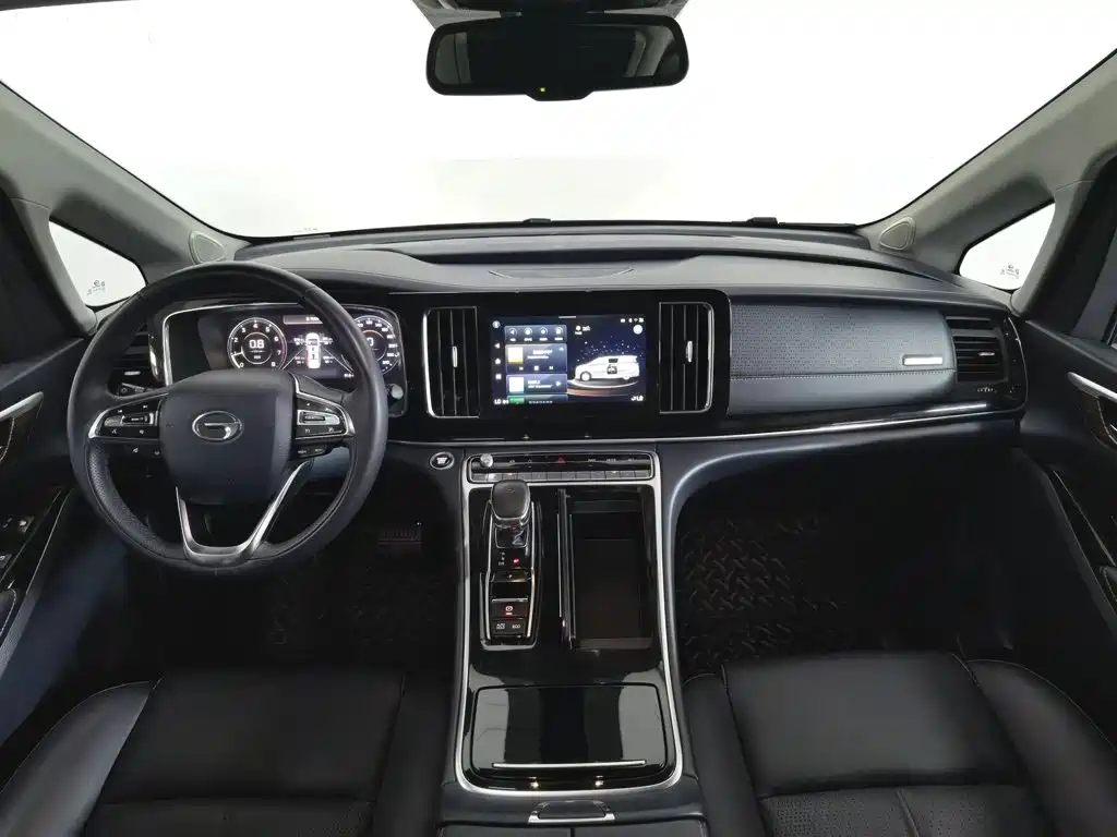 GAC Motor Trumpchi M8 — фото 5