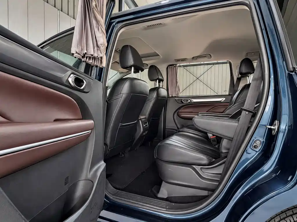 GAC Motor Trumpchi M6 — фото 14