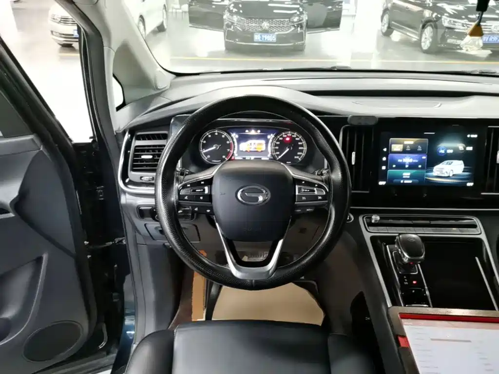 GAC Motor Trumpchi M8 — фото 11